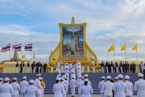 พิธีจุดเทียนถวายพระพรชัยมงคล เนื่องในโอกาสวันเฉลิมพระชนมพรรษา พระบาทสมเด็จพระเจ้าอยู่หัว